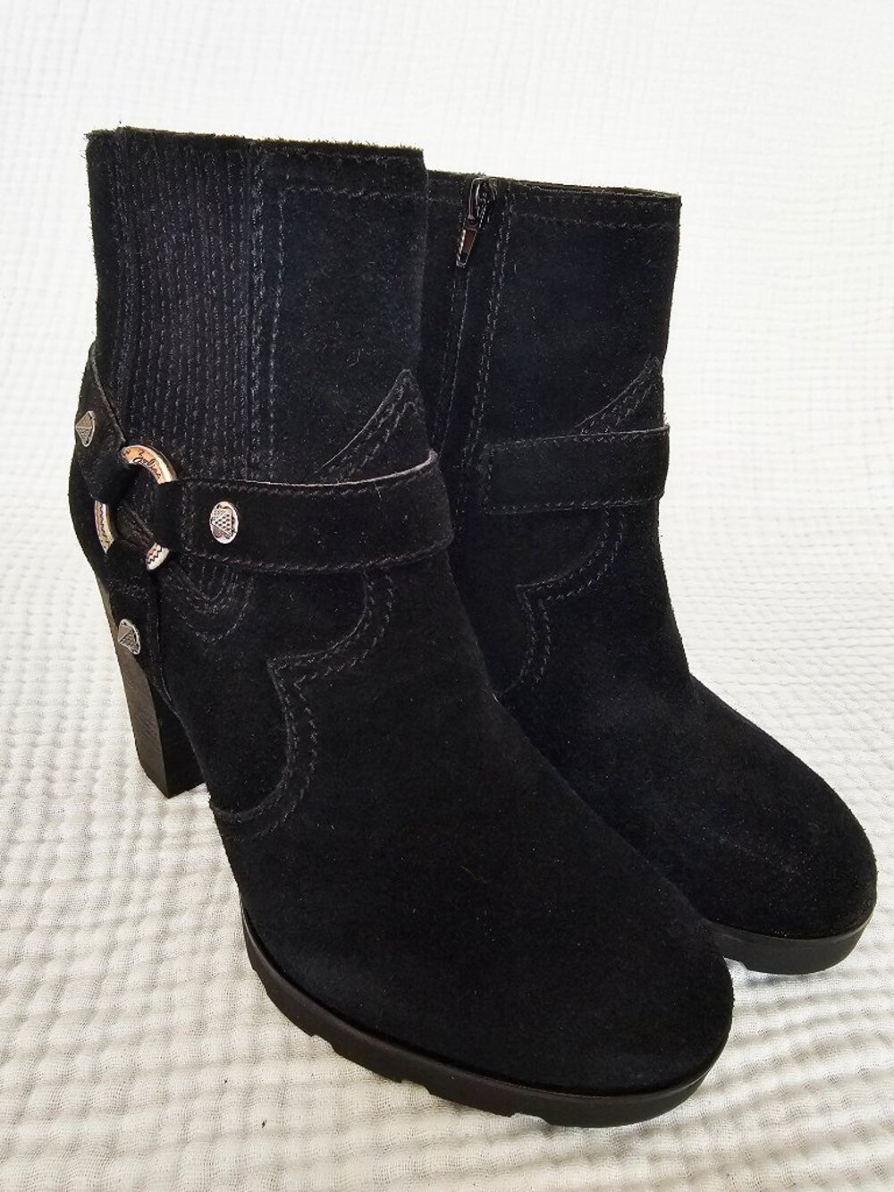 Zodiac Aidan Ankle Boot Black Suede Studded Harness Block Heel Women's Sz 8 - Picture 8 of 9